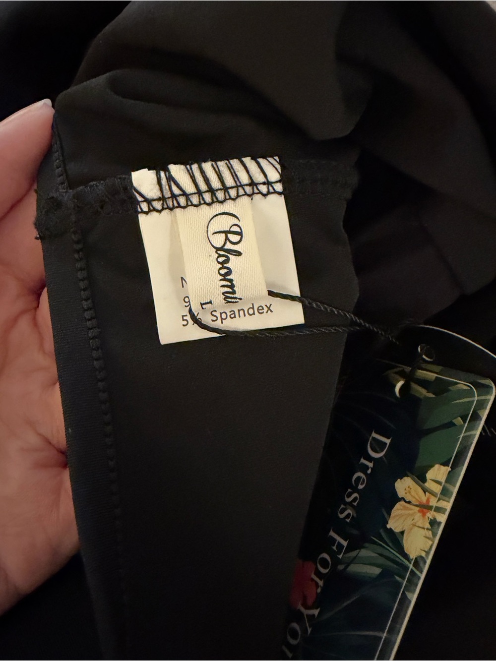 NWT Women’s Black Athletic Shorts with Zipper Pocket - Picture 5 of 6